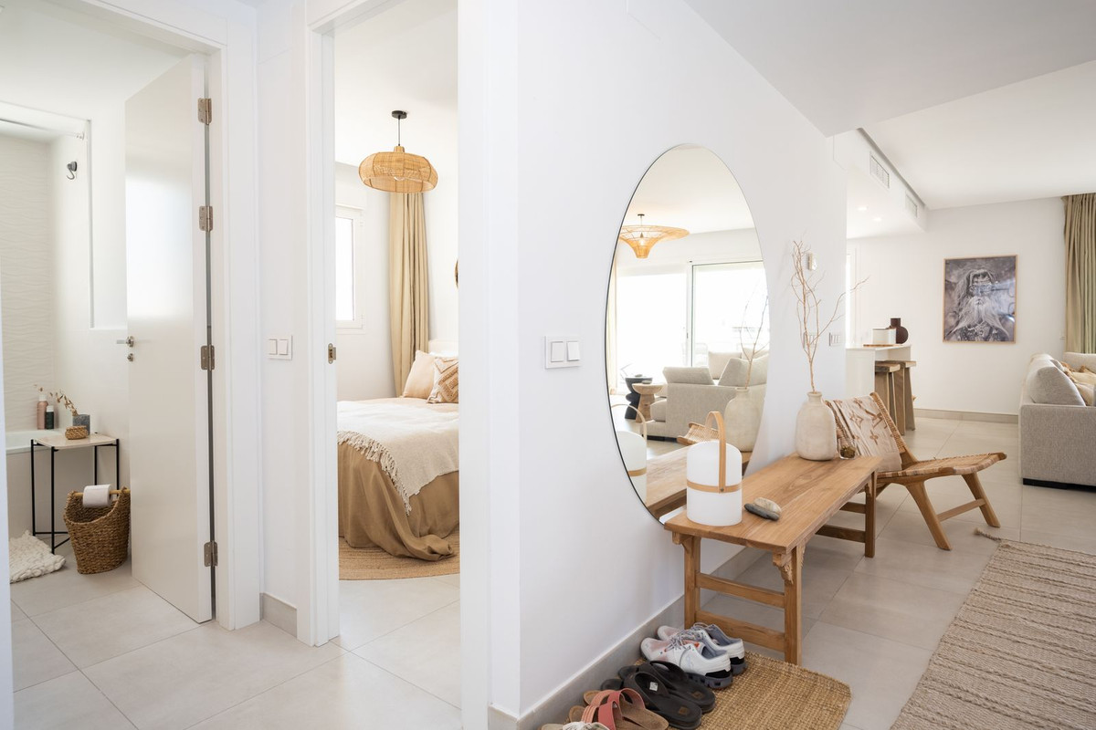 Apartamentos de 3 dormitorios en venta en Altos de los Monteros – R5119069