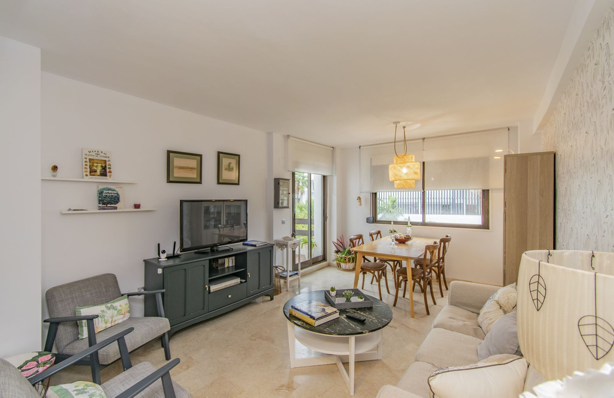 2 bedroom Apartments for sale in Atalaya – R4980283