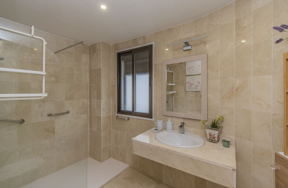 2 bedroom Apartments for sale in Atalaya – R4980283