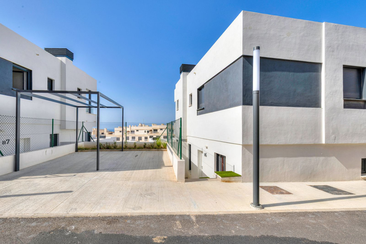 3 bedroom Townhouses for sale in La Cala de Mijas – R5117764