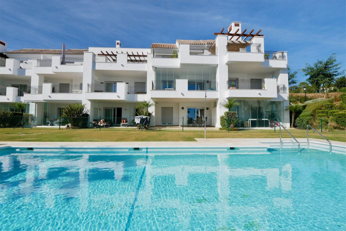 3 bedroom Apartments for sale in La Mairena – R5139883