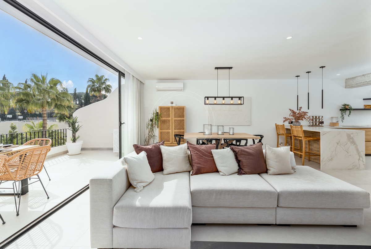 Apartamentos de 3 dormitorios en venta en Marbella – R5031988