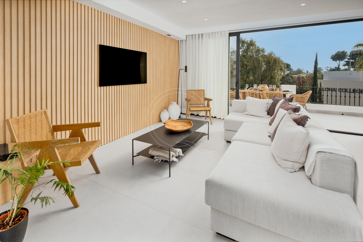 Apartamentos de 3 dormitorios en venta en Marbella – R5031988