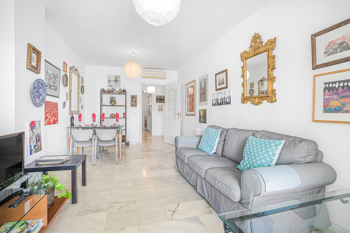 2 bedroom Apartments for sale in Calahonda – R5129029