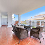 Apartamentos de 2 dormitorios en venta en Calahonda – R5143924