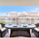Apartamentos de 2 dormitorios en venta en Calahonda – R5143924