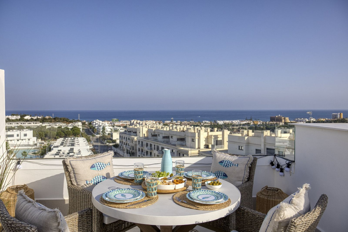 Adosados de 3 dormitorios en venta en La Cala de Mijas – R5131579