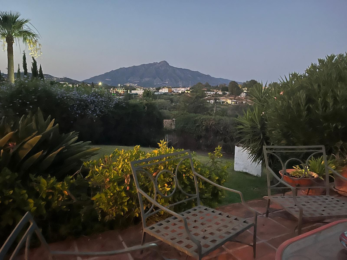 Villas de 3 dormitorios en venta en Marbella – R5141023