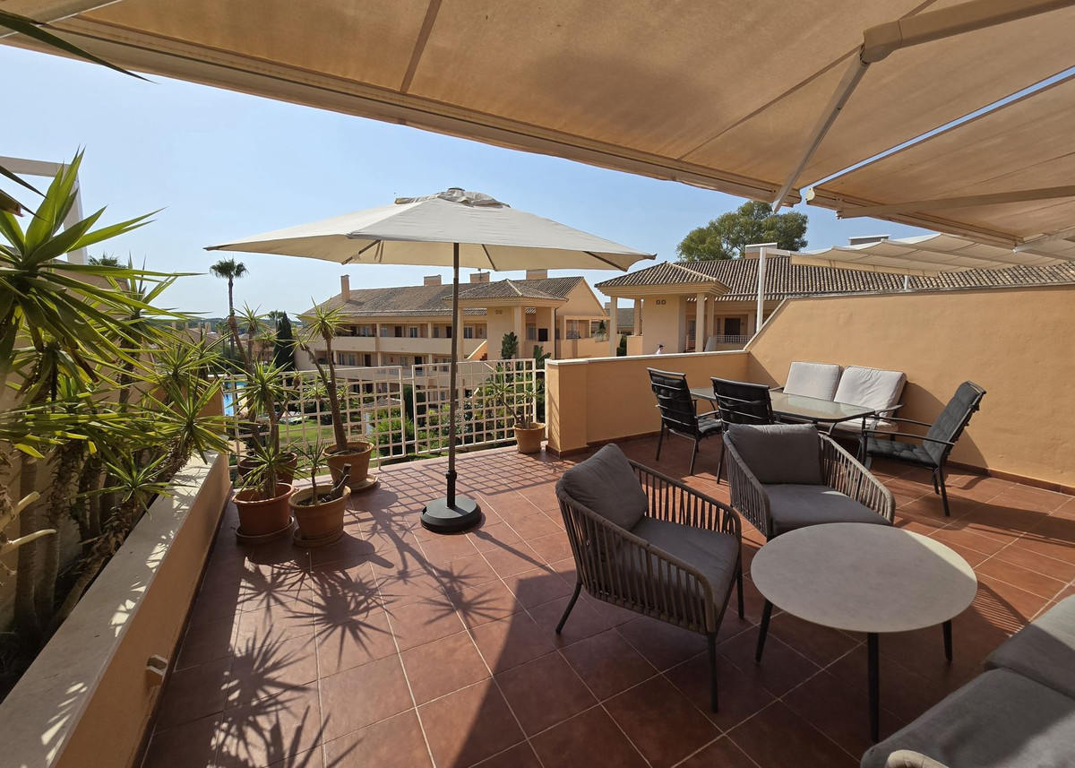2 bedroom Penthouses for sale in Elviria – R5136586