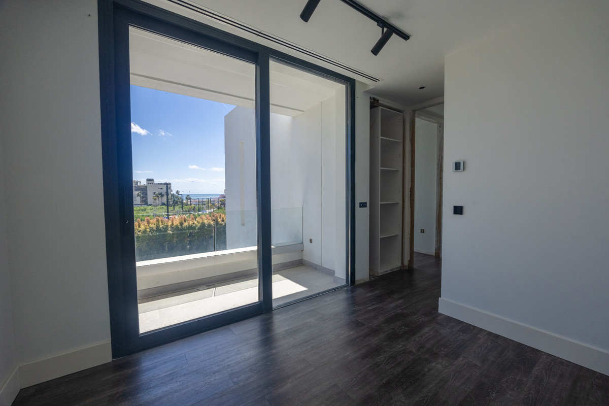 Villas de 3 dormitorios en venta en Nueva Milla de Oro – R5129257
