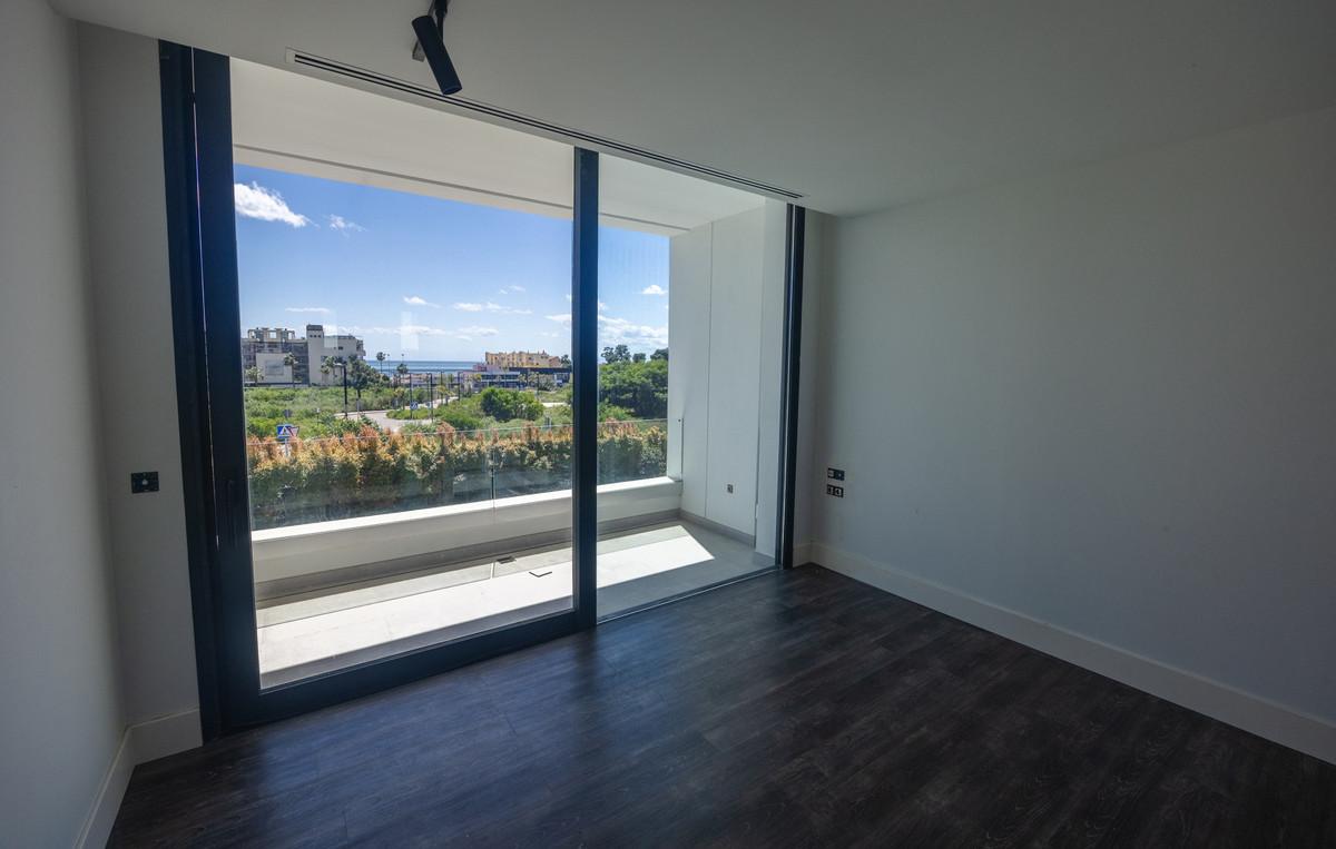 Villas de 3 dormitorios en venta en Nueva Milla de Oro – R5129257