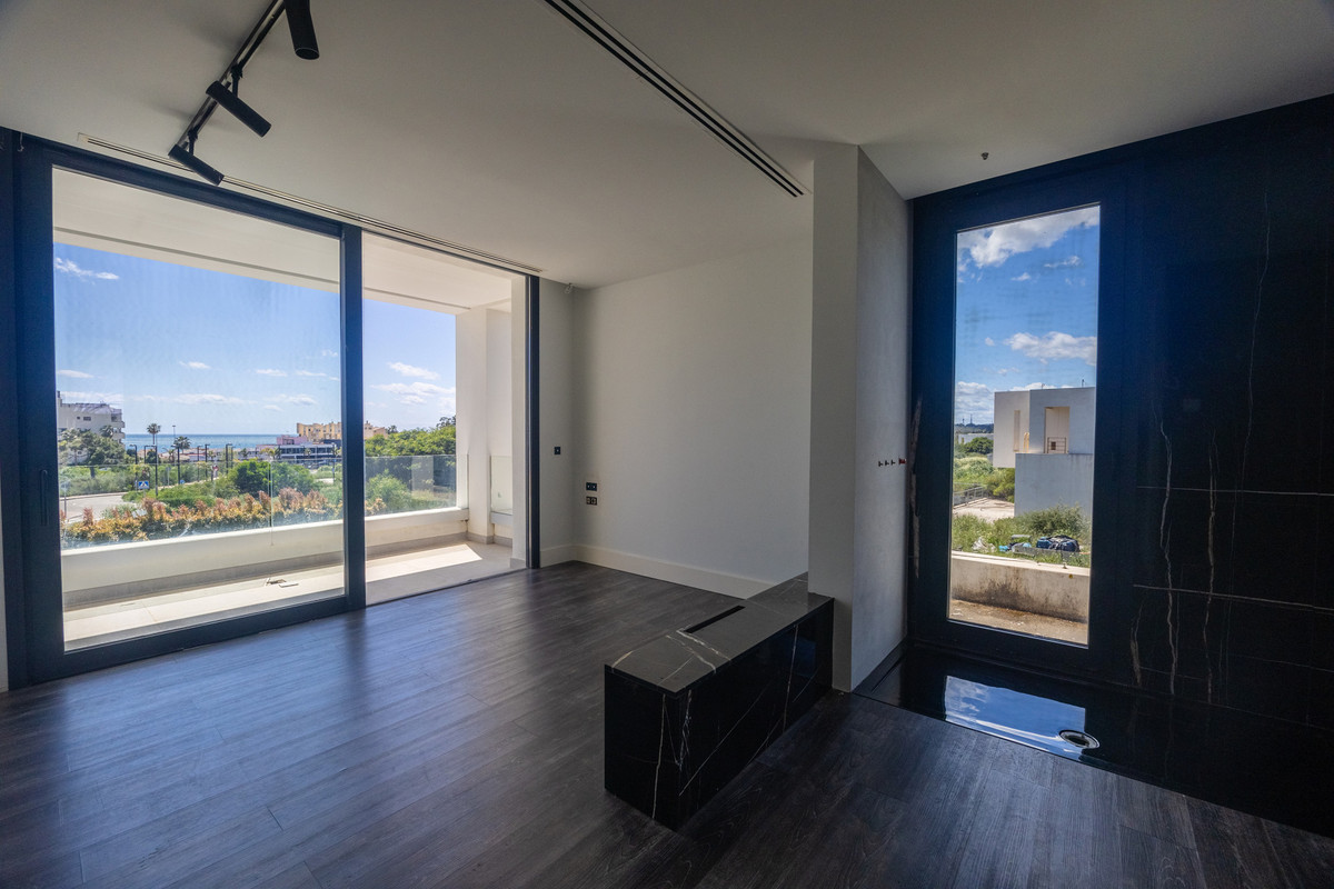 Villas de 3 dormitorios en venta en Nueva Milla de Oro – R5129257