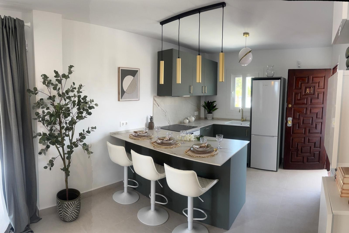 1 bedroom Penthouses for sale in Riviera del Sol – R5132470
