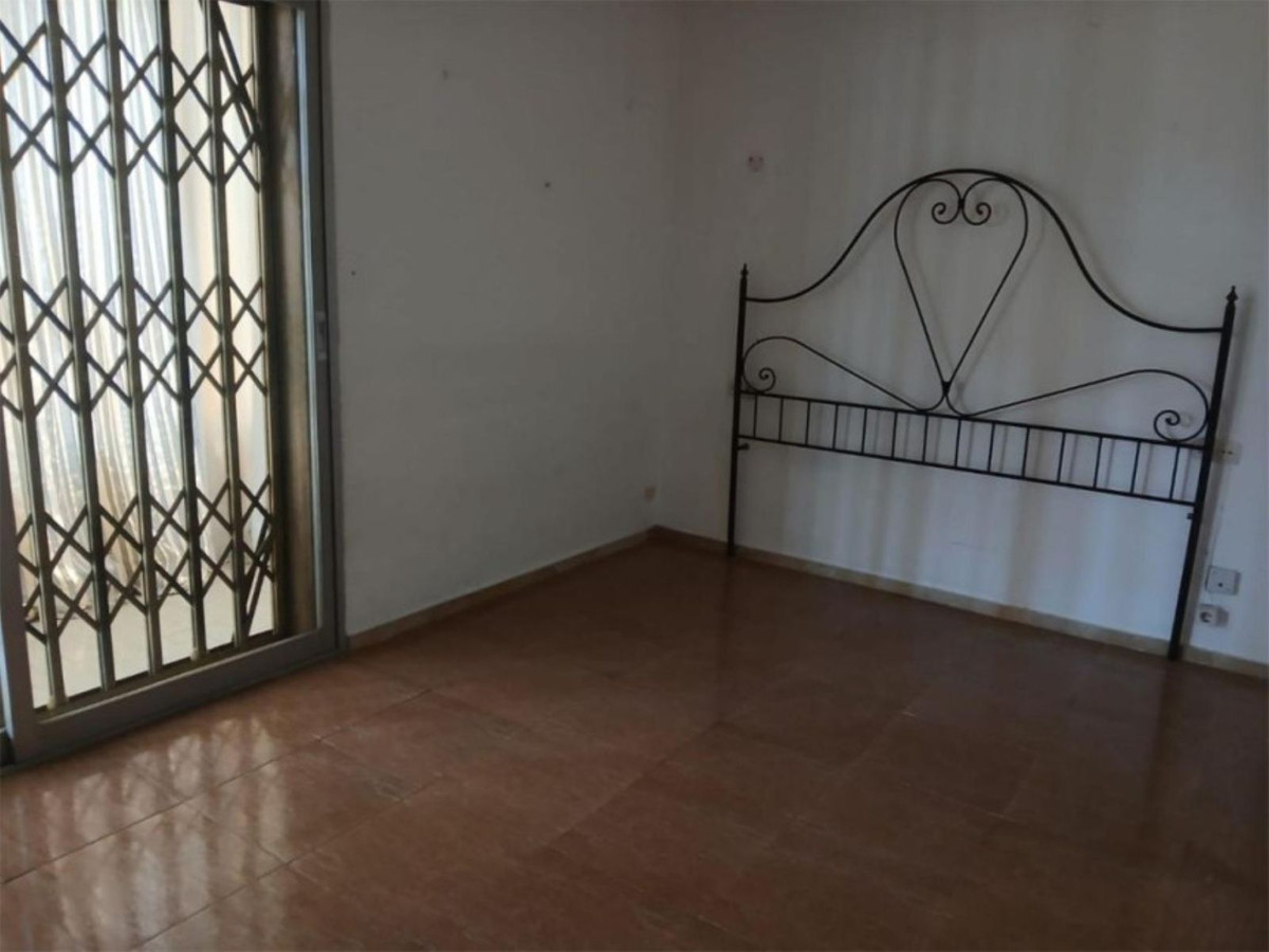 4 bedroom Apartments for sale in Marbella – R5126437