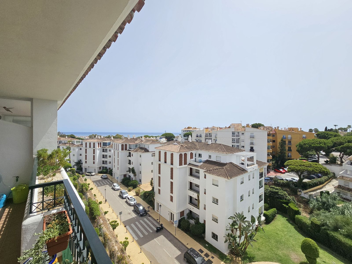 2 bedroom Apartments for sale in Calahonda – R5129569