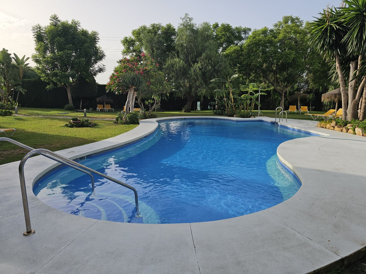 2 bedroom Apartments for sale in Calahonda – R5129569