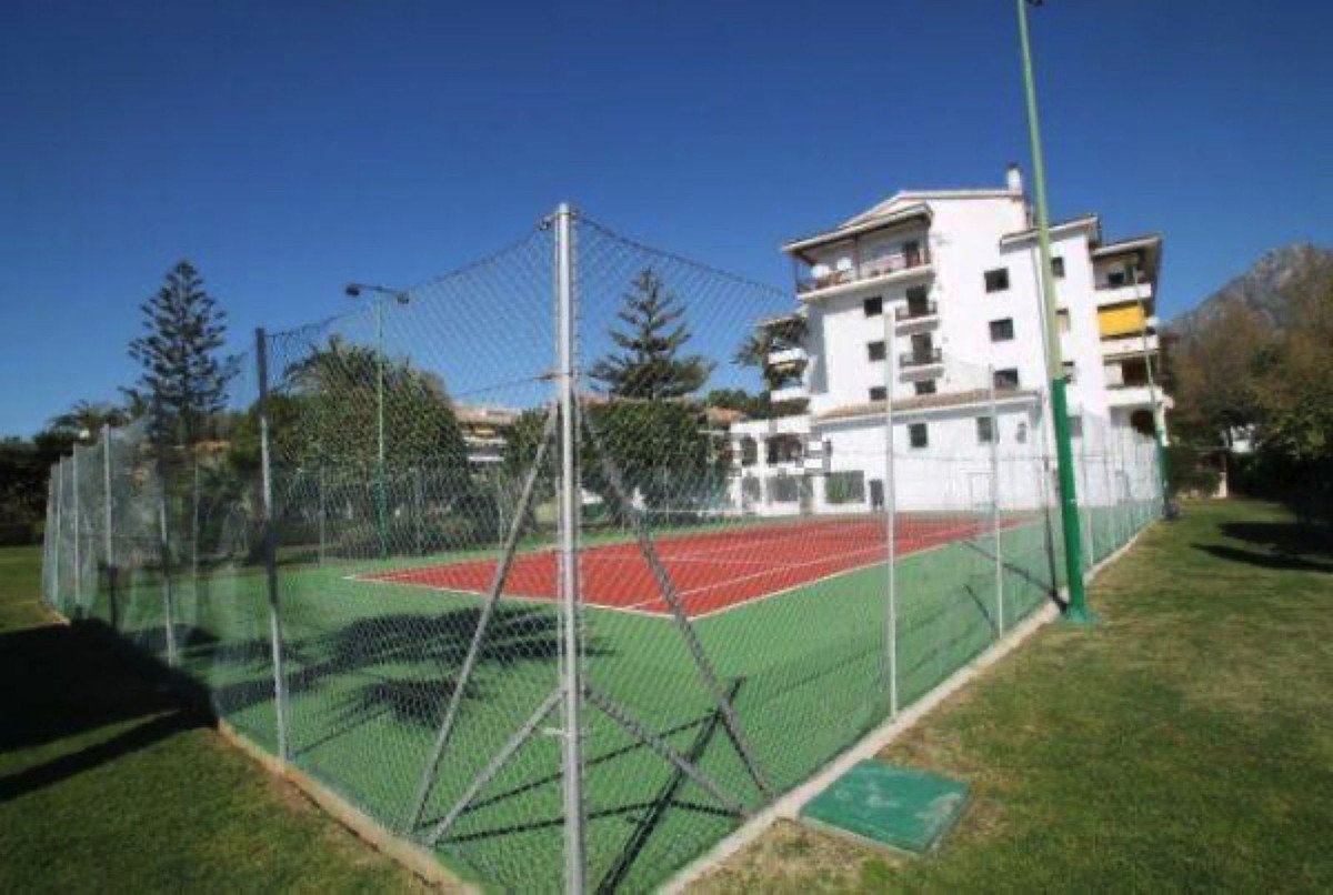 1 bedroom Apartments for sale in Marbella – R5135293