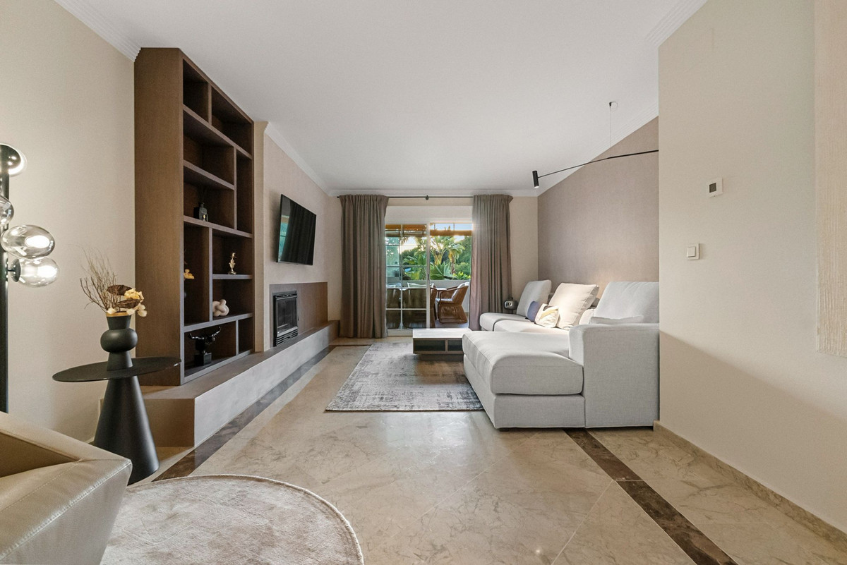 3 bedroom Apartments for sale in Milla de Oro – R5124316