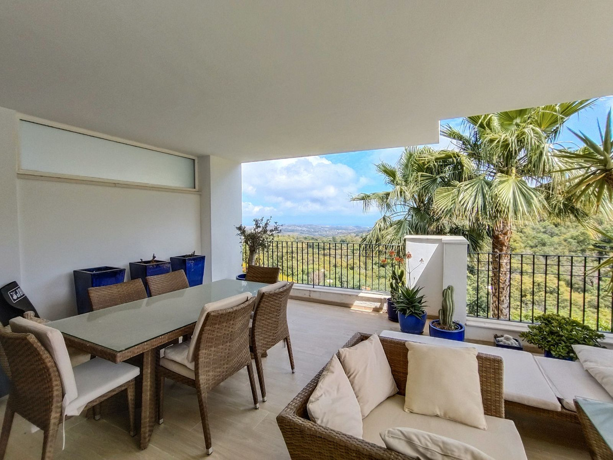 Apartamentos de 3 dormitorios en venta en Elviria – R5032174
