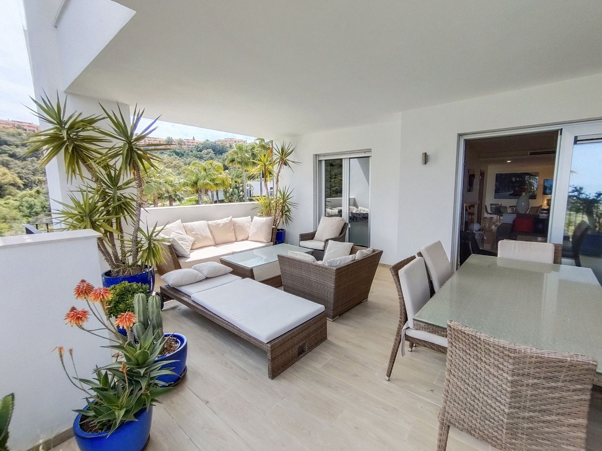 Apartamentos de 3 dormitorios en venta en Elviria – R5032174