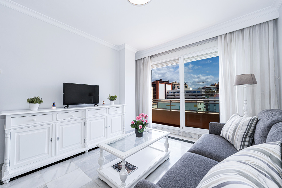 1 bedroom Apartments for sale in Marbella – R5133712
