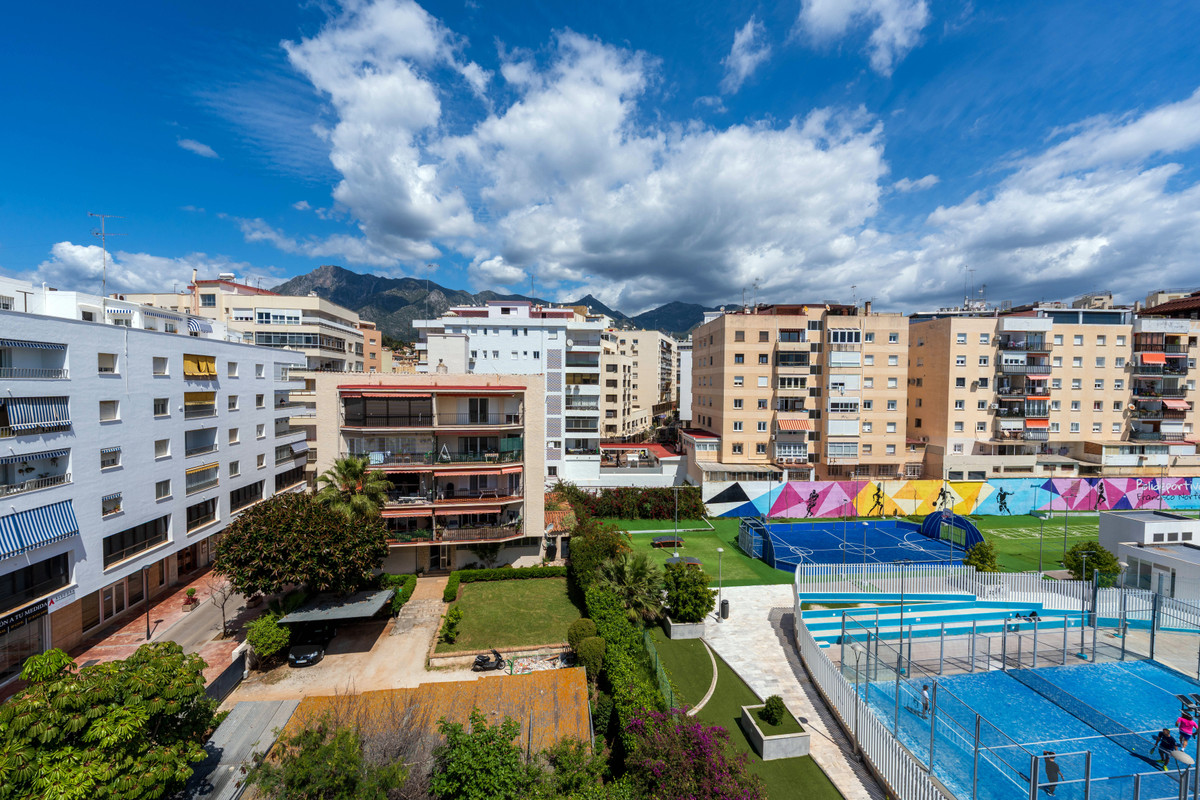1 bedroom Apartments for sale in Marbella – R5133712
