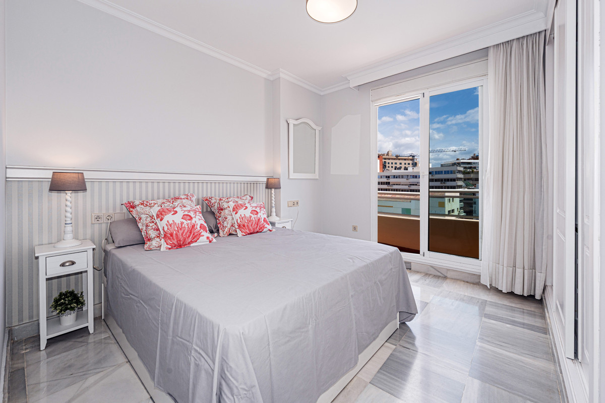 1 bedroom Apartments for sale in Marbella – R5133712