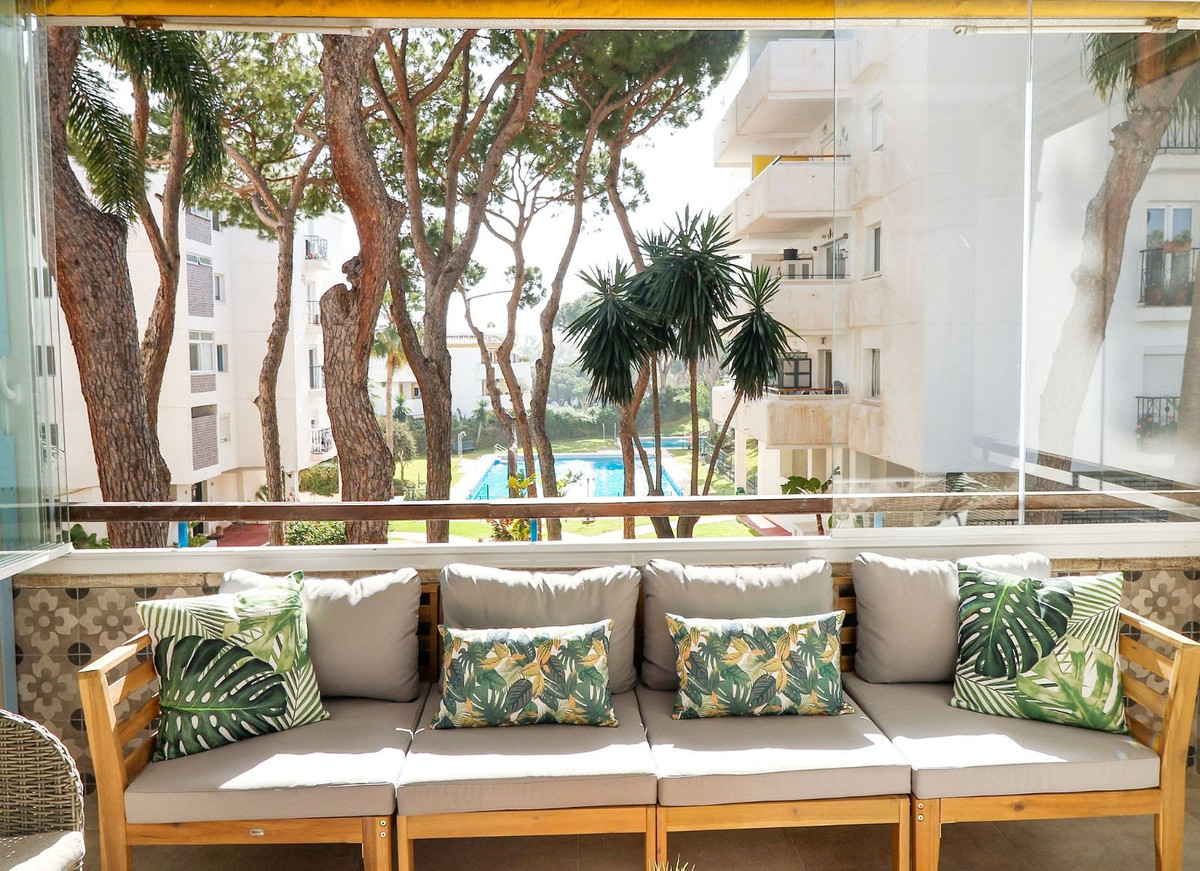 3 bedroom Apartments for sale in Calahonda – R5134420