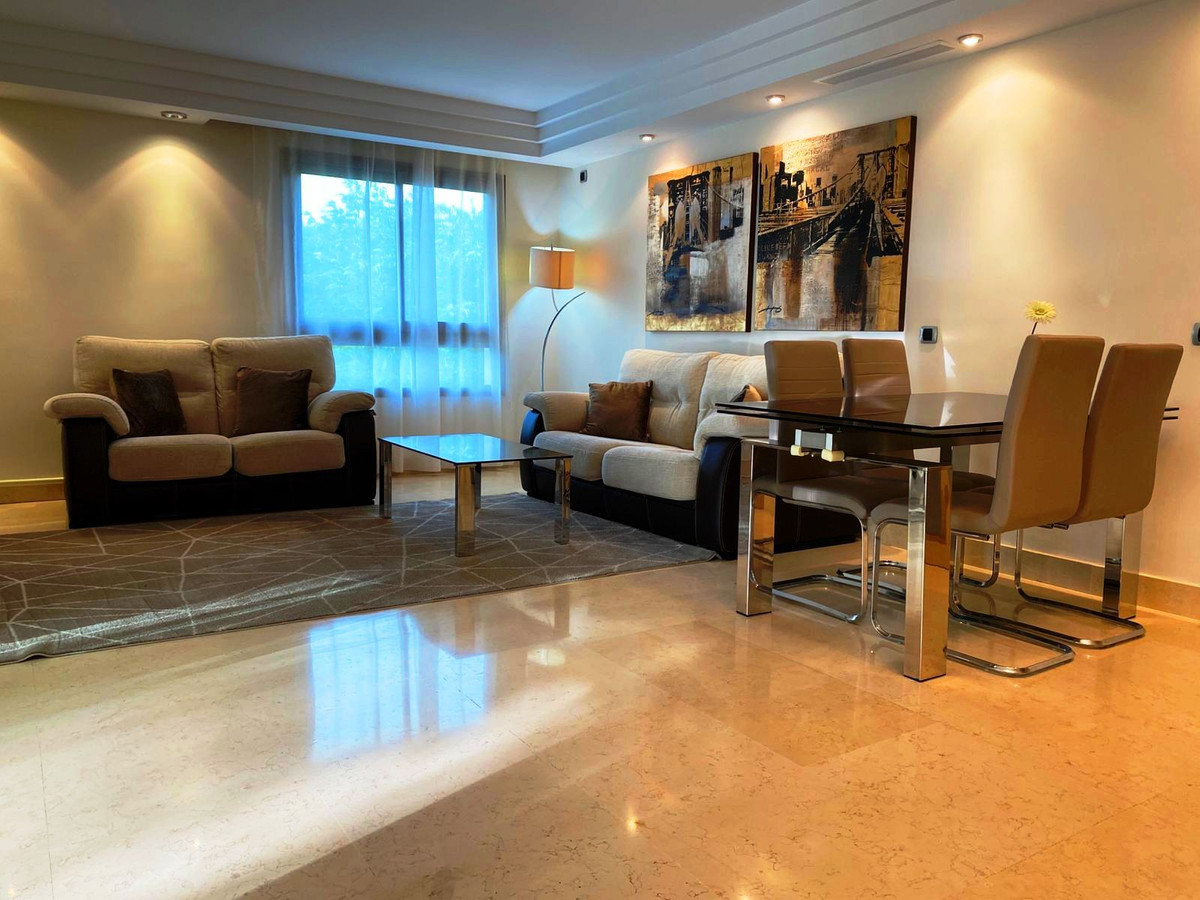 Apartamentos de 2 dormitorios en venta en Marbella – R5129605