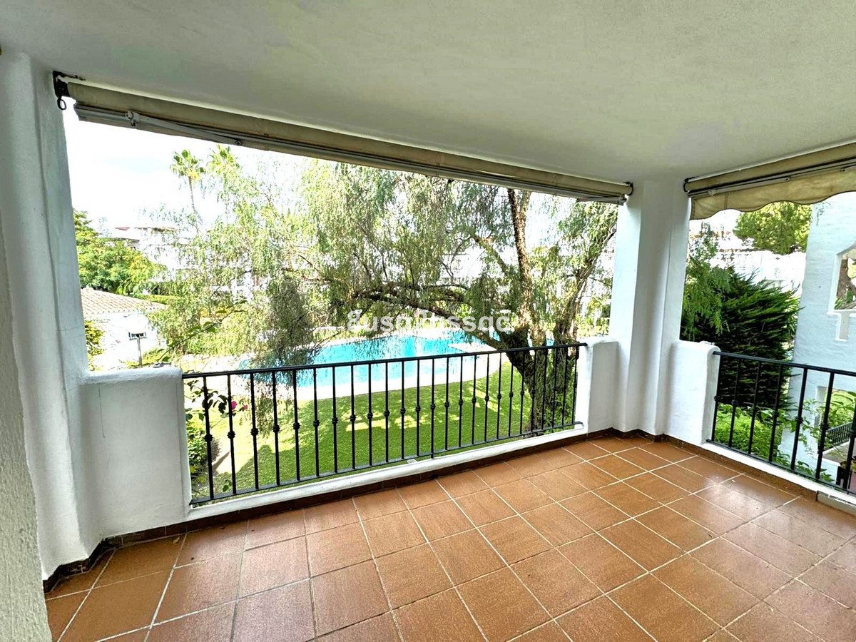 3 bedroom Apartments for sale in Atalaya – R5131930