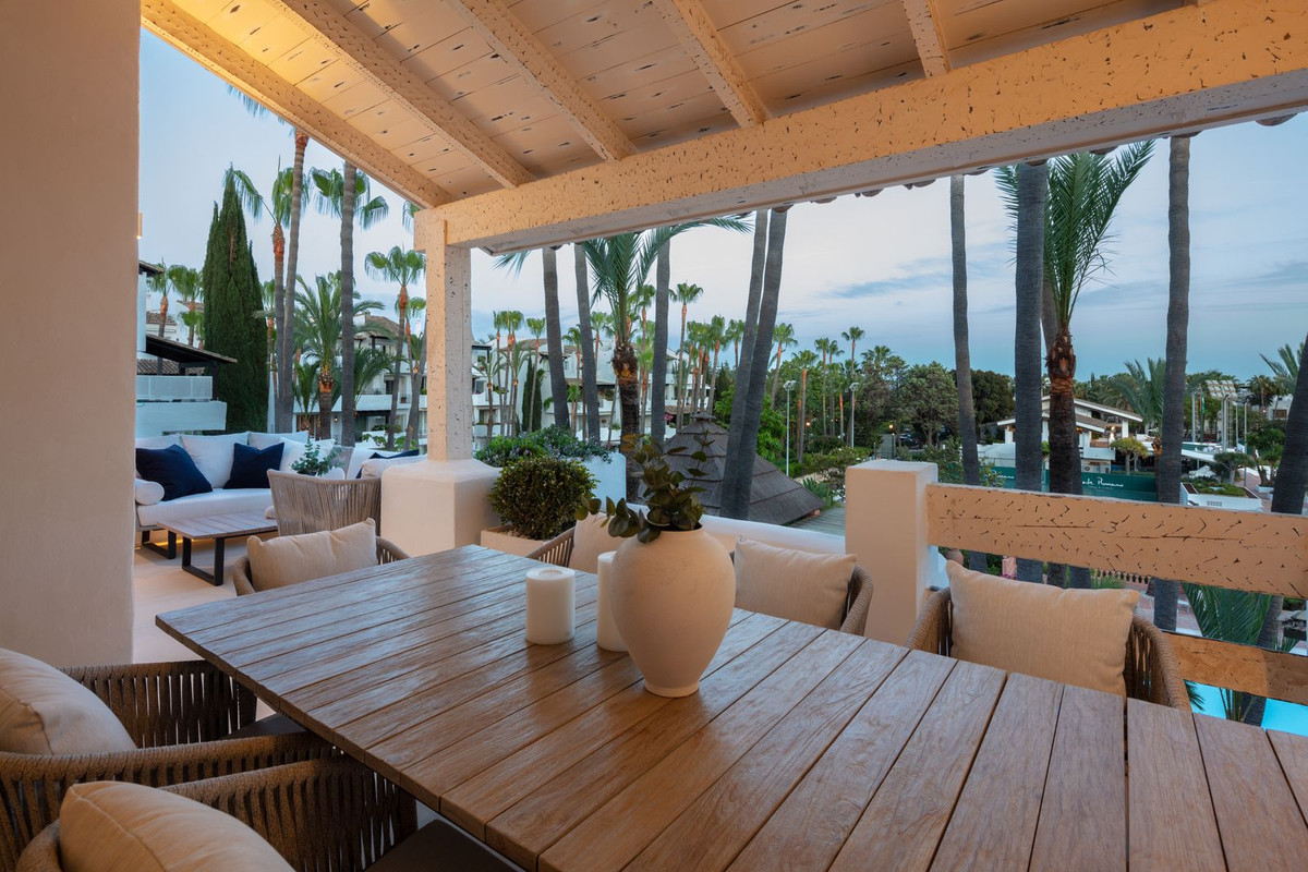 3 bedroom Apartments for sale in Milla de Oro – R4876321