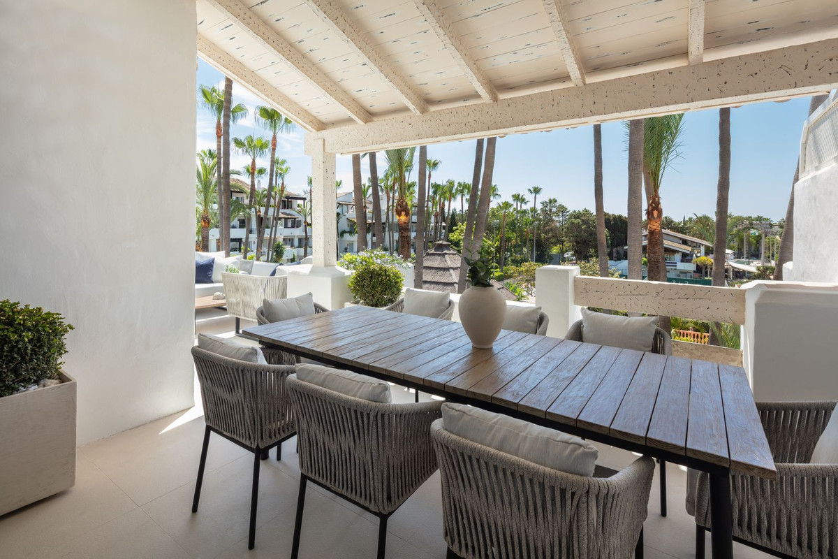 3 bedroom Apartments for sale in Milla de Oro – R4876321