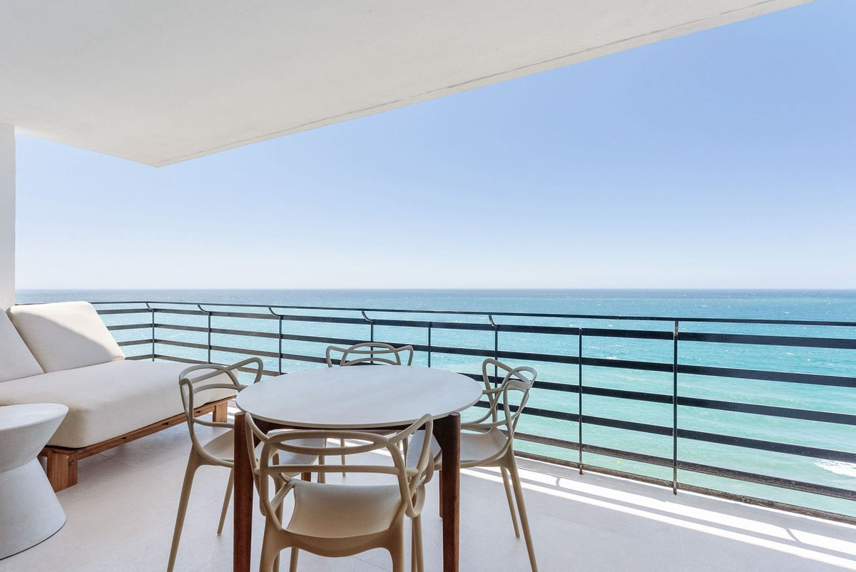 2 bedroom Apartments for sale in Marbella – R5137963