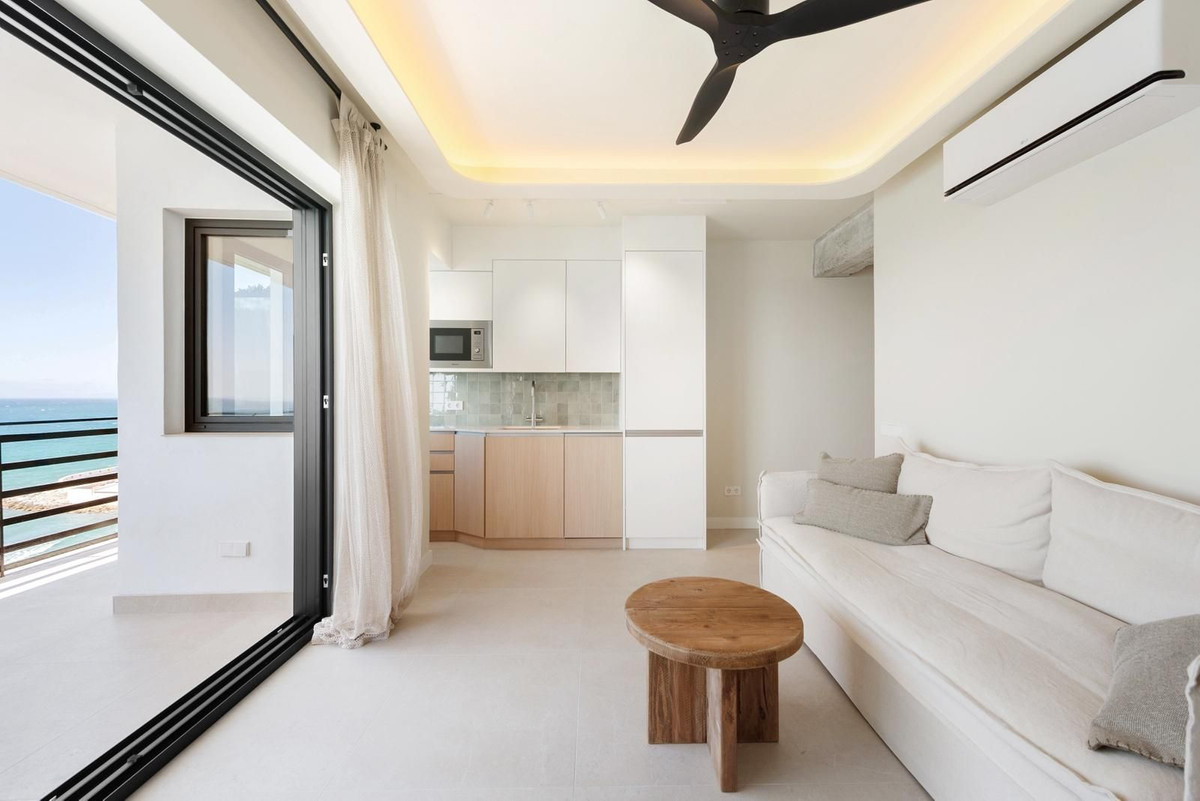 2 bedroom Apartments for sale in Marbella – R5137963