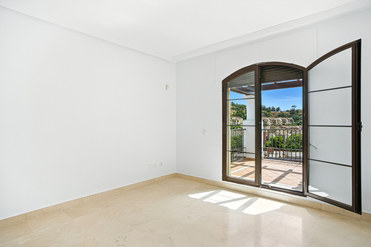 Adosados de 4 dormitorios en venta en Los Arqueros – R5131813