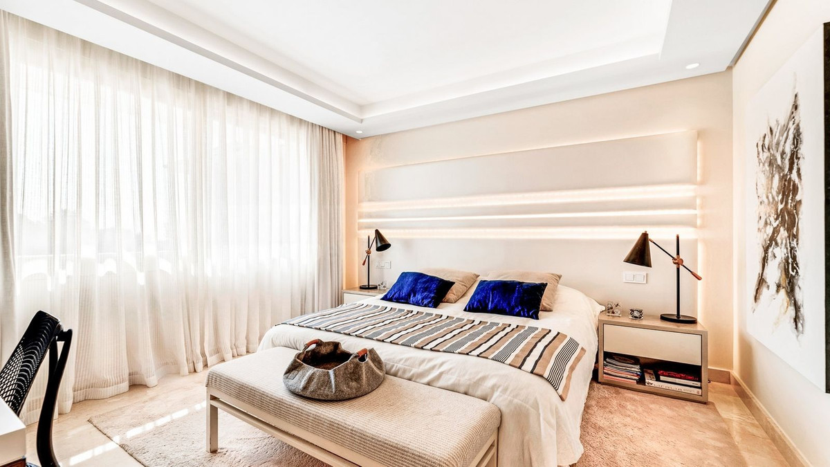 Apartamentos de 4 dormitorios en venta en  – R5140834