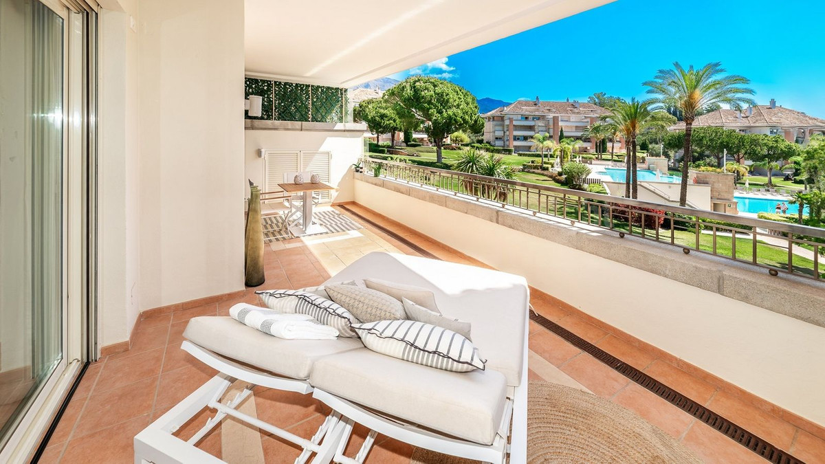 Apartamentos de 4 dormitorios en venta en  – R5140834