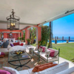 5 bedroom Villas for sale in Nueva Milla de Oro – R5145118