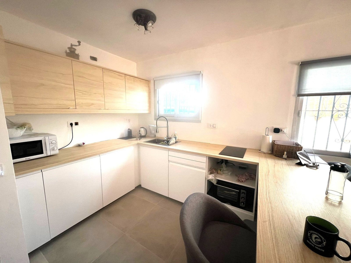 2 bedroom Semi-detached for sale in Calahonda – R4992277