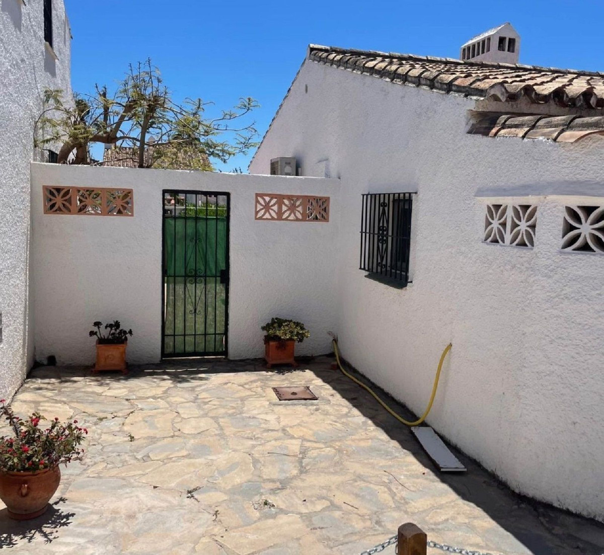 2 bedroom Semi-detached for sale in Calahonda – R4992277