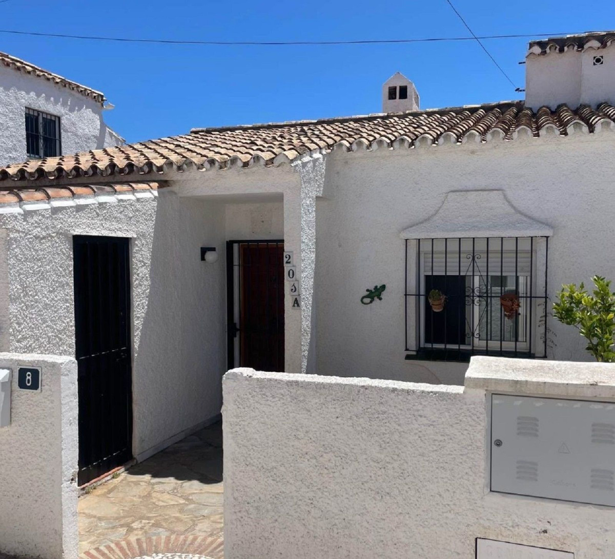 2 bedroom Semi-detached for sale in Calahonda – R4992277