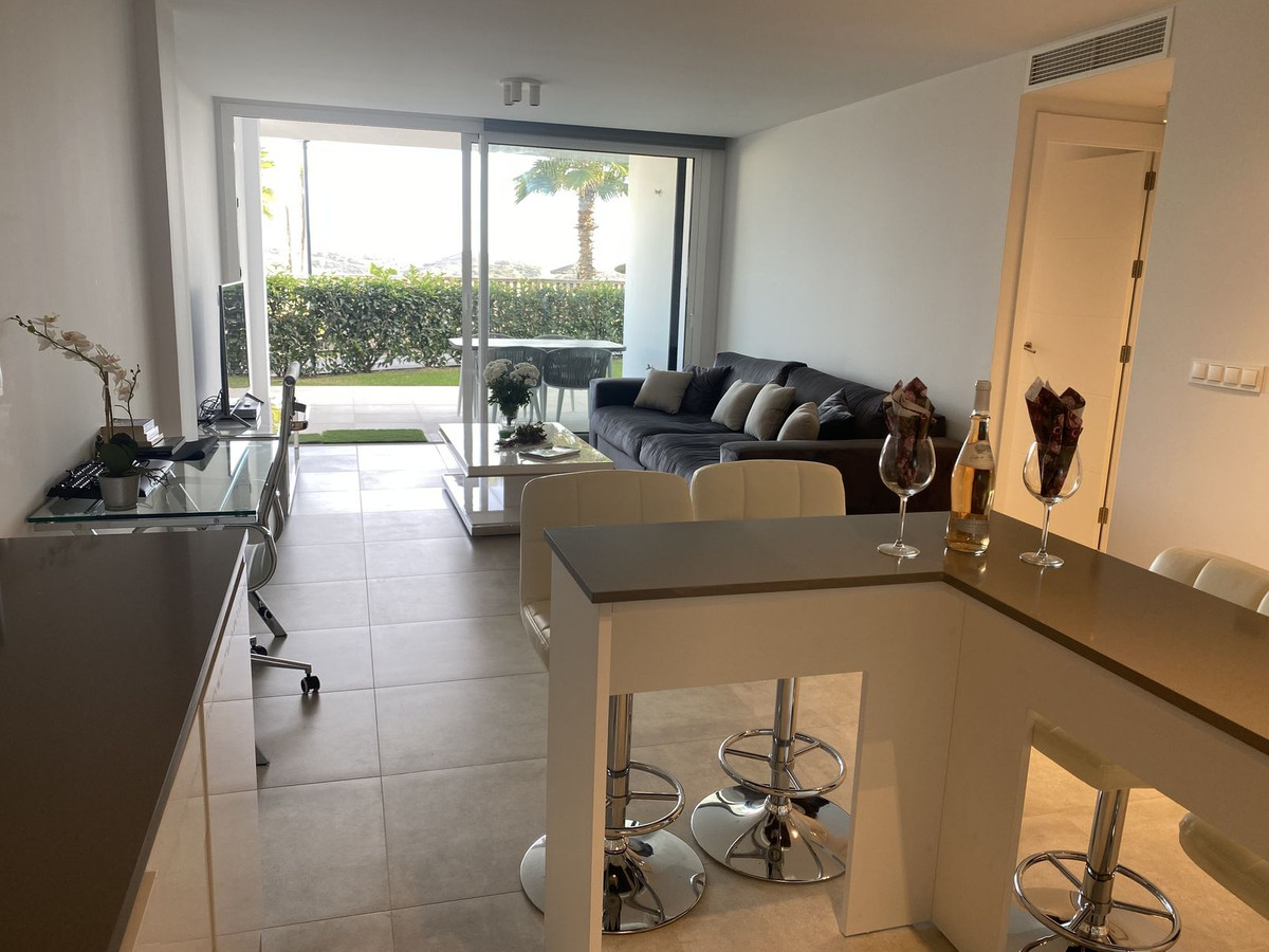 Apartamentos de 2 dormitorios en venta en La Cala de Mijas – R5143624
