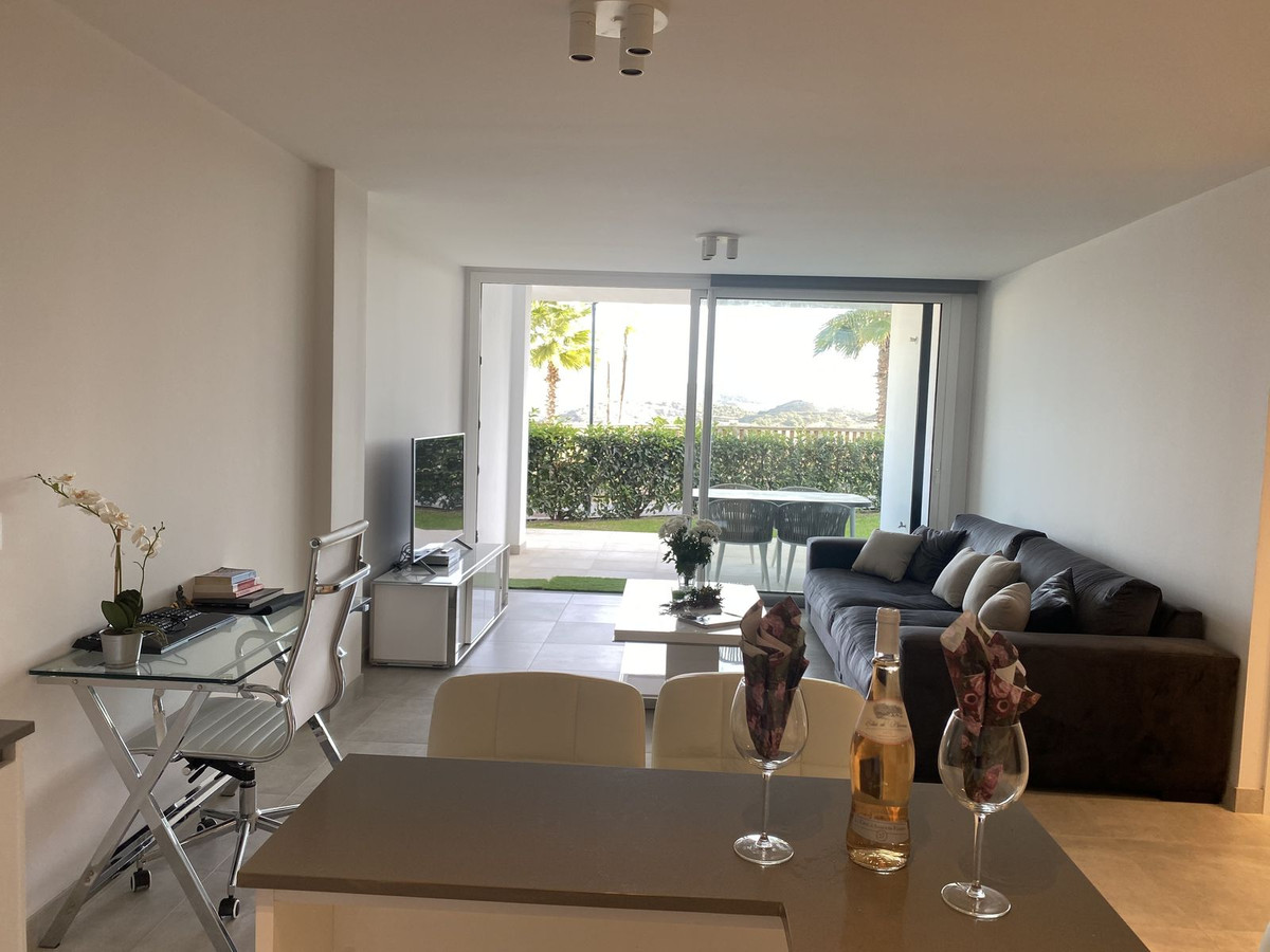 Apartamentos de 2 dormitorios en venta en La Cala de Mijas – R5143624