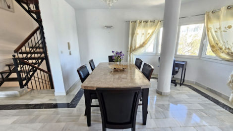 3 bedroom Apartments for sale in Calahonda – R4913344