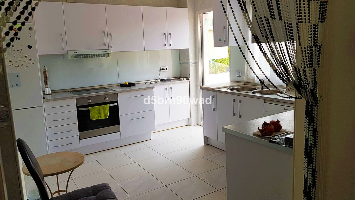 3 bedroom Villas for sale in Marbella – R5127163
