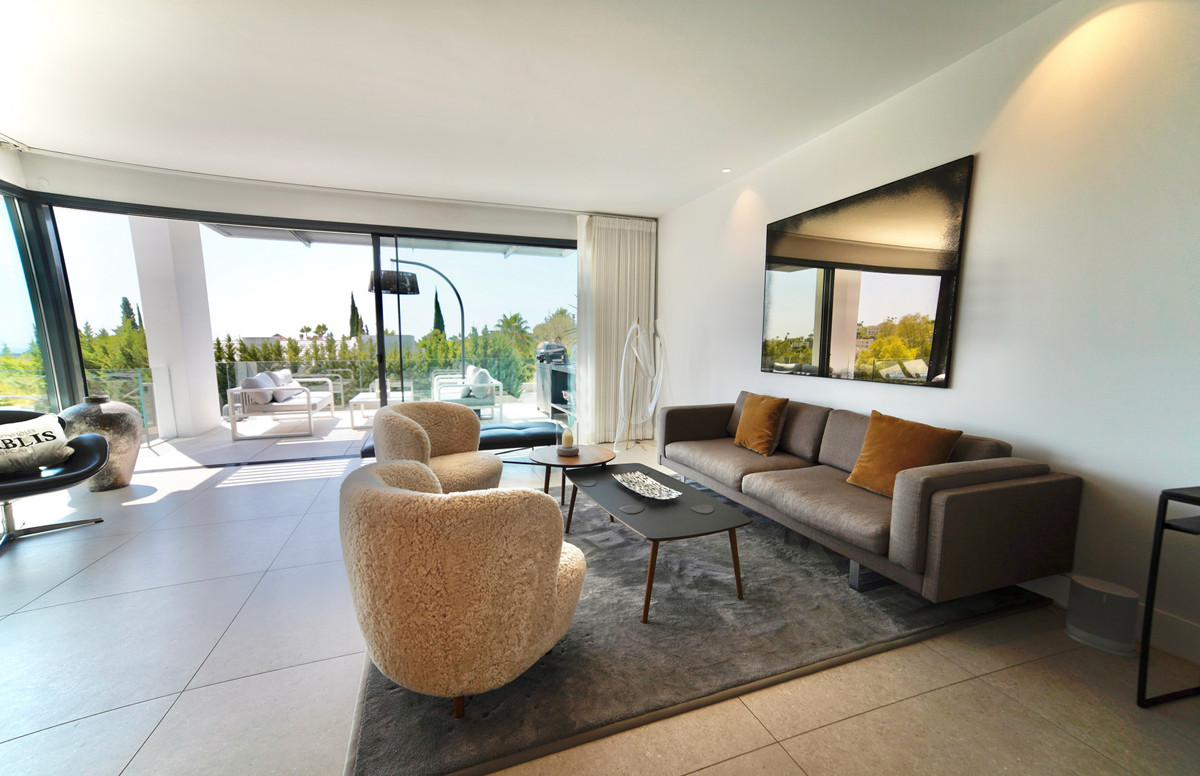 2 bedroom Apartments for sale in La Quinta – R5141179