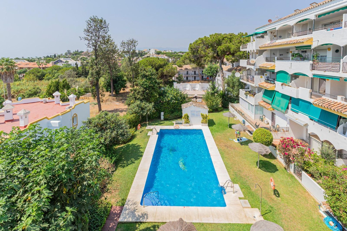 2 bedroom Apartments for sale in Marbella – R5140963