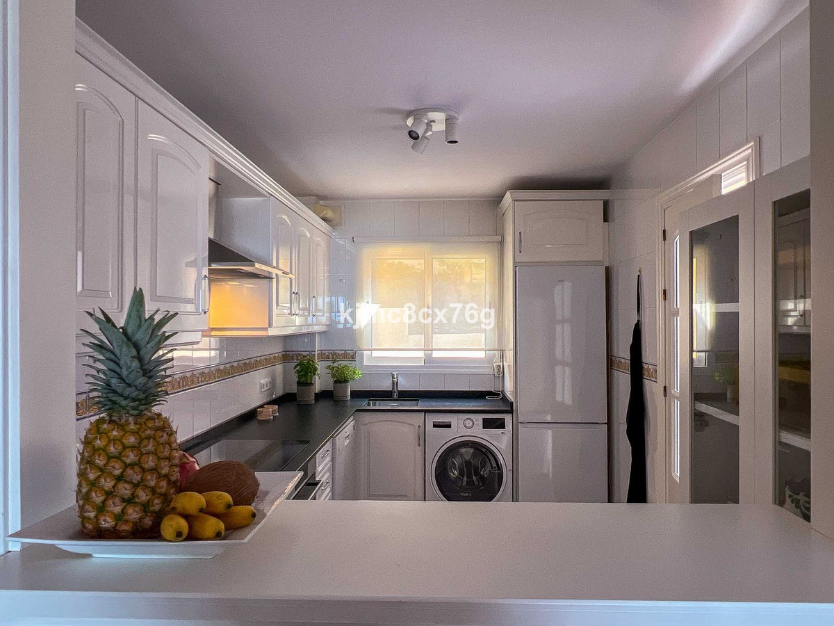 2 bedroom Apartments for sale in Calahonda – R5133442