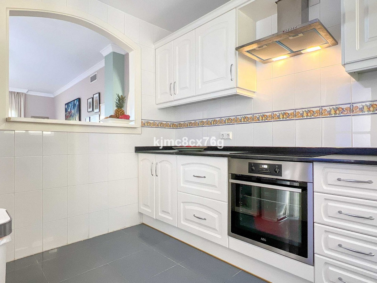 2 bedroom Apartments for sale in Calahonda – R5133442