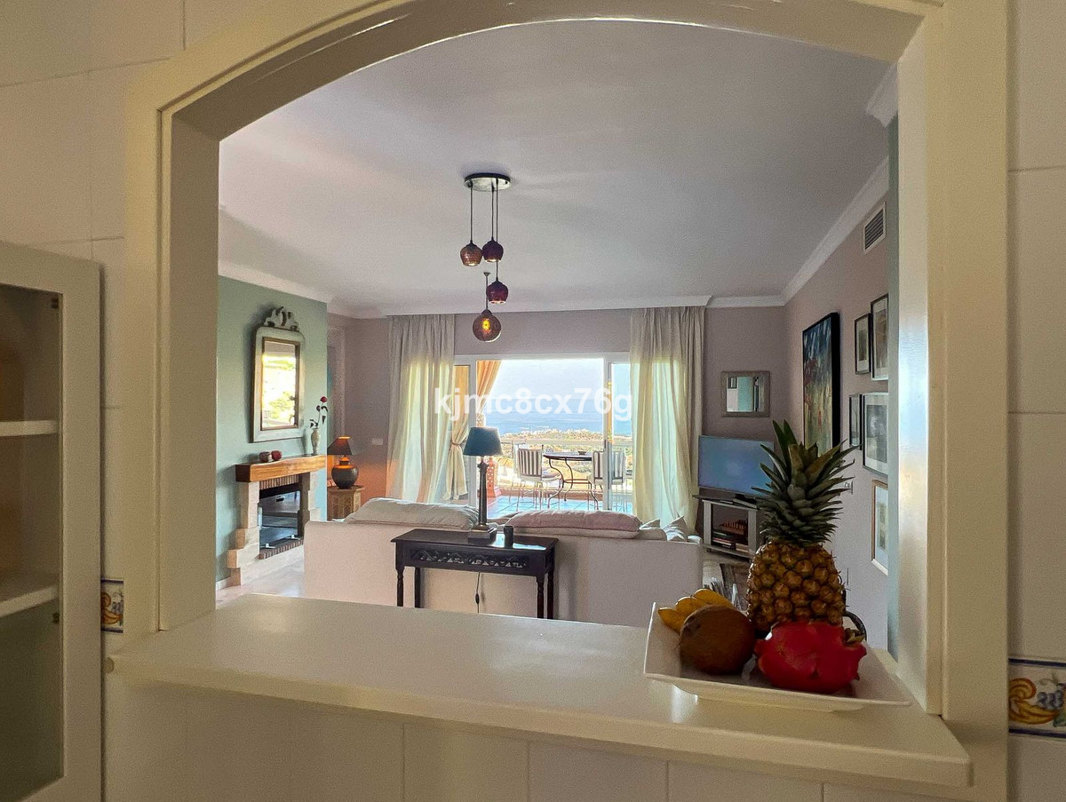 2 bedroom Apartments for sale in Calahonda – R5133442